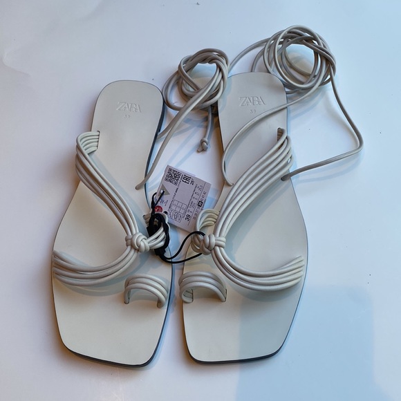 NWT Zara TUBE STRAP LOW HEELED SANDALS, size 8 - Picture 7 of 9